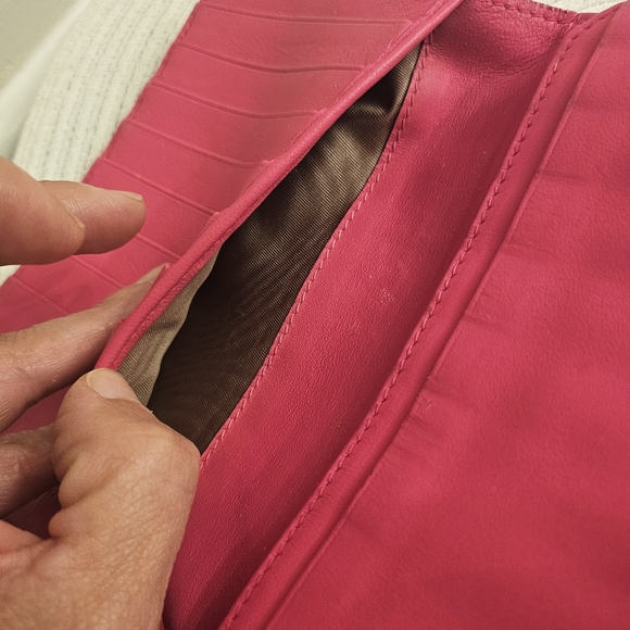 💗 Bottega Veneta Intrecciato Leather Long Wallet | Made in Italy - Picture 10 of 13